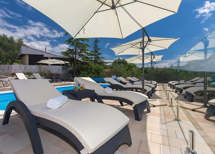 Family-friendly With Swimming Pool Punat, Krk - 5345 Apartament Punat