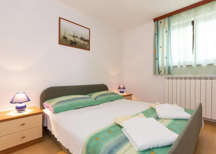 Family-friendly With Swimming Pool Punat, Krk - 5345