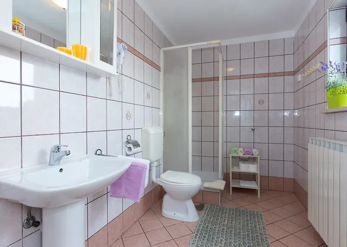 아파트 Family-friendly With Swimming Pool Punat, Krk - 5345 *