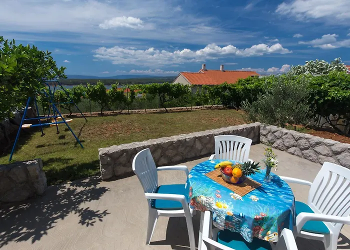 Family-friendly With Swimming Pool Punat, Krk - 5345 아파트