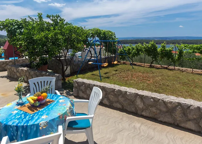 아파트 Family-friendly With Swimming Pool Punat, Krk - 5345 *