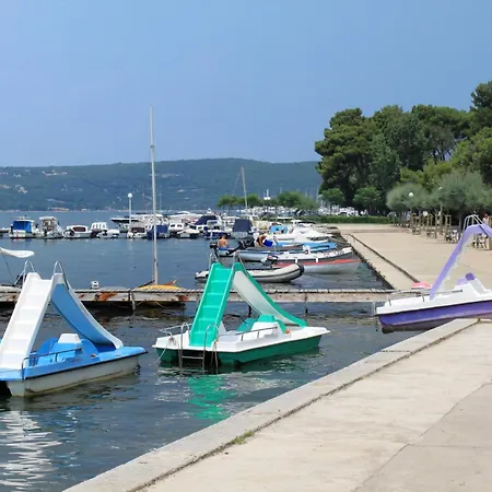 Family-friendly With Swimming Pool Punat, Krk - 5345