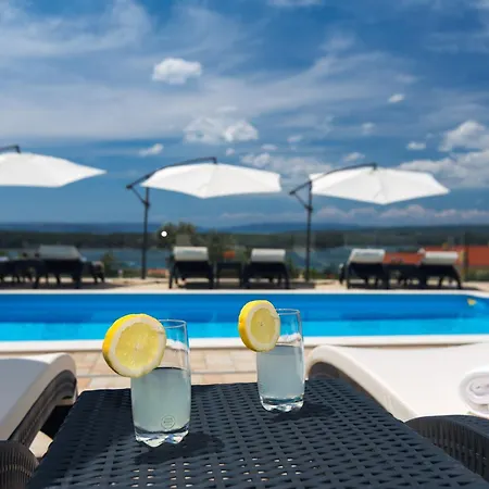 Family-friendly With Swimming Pool Punat, Krk - 5345 Apartmán *
