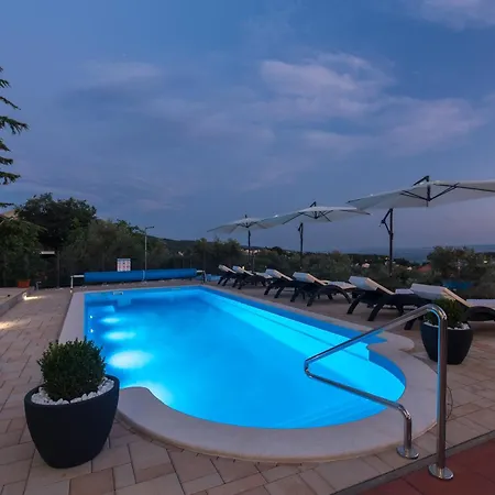 Family-friendly With Swimming Pool Punat, Krk - 5345 *