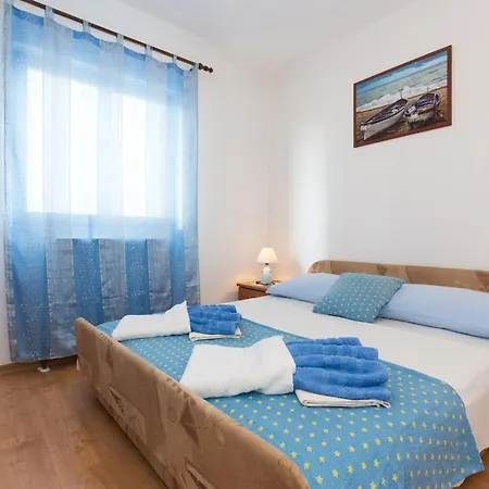 Family-friendly With Swimming Pool Punat, Krk - 5345 Apartmán *