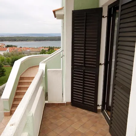 Apartmán Family-friendly With Swimming Pool Punat, Krk - 5345 *