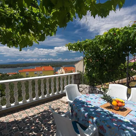 Family-friendly With Swimming Pool Punat, Krk - 5345 Punat