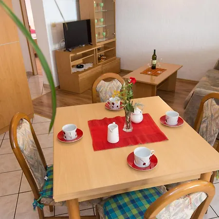 Family-friendly With Swimming Pool Punat, Krk - 5345 Apartmán