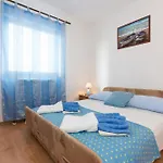 Family-friendly With Swimming Pool Punat, Krk - 5345 Apartamento *