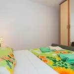 Apartamento Family-friendly With Swimming Pool Punat, Krk - 5345 *