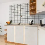 Family-friendly With Swimming Pool Punat, Krk - 5345 Apartamento
