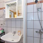Apartamento Family-friendly With Swimming Pool Punat, Krk - 5345