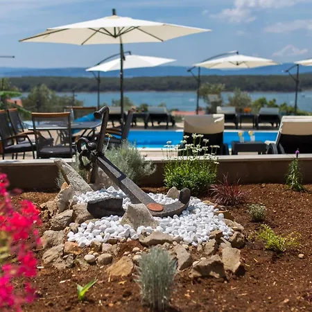 Family-friendly With Swimming Pool Punat, Krk - 5345 * Punat